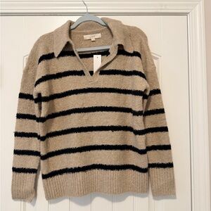 NWT! LOFT Women's V-Neck Sweater in Tan and Black Stripes